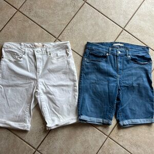 Levi’s Bermuda Shorts